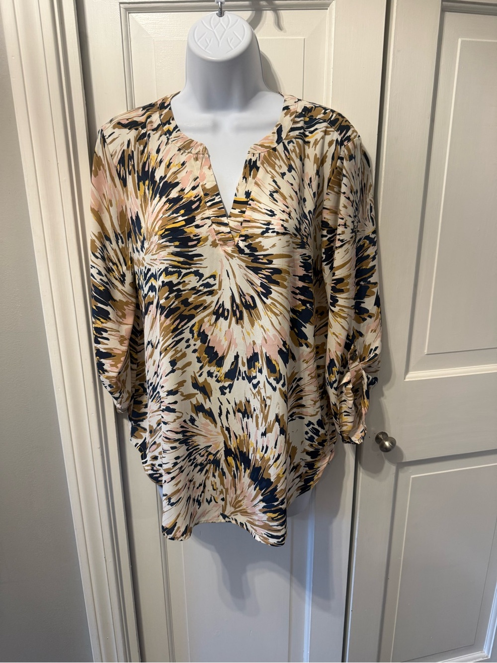 NWT Maurices Cream Button-Front Blouse with Pink, Navy & Tan Print